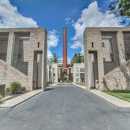 Walk To Broadway Riverfront Condo With Pool Nashville Exterior photo